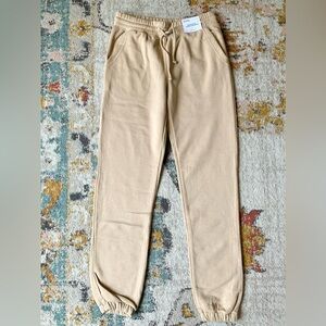 🔴 SOLD 🔴 NWT H&M Divided Women’s Beige Light Tan Jogger Sweatpants Regular Fit